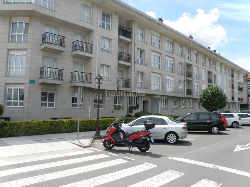 Foto 1a4dc10a-1b0c-497d-b728-80100a4fb061. Duplex con riscaldamento parcheggio in O Milladoiro Ames