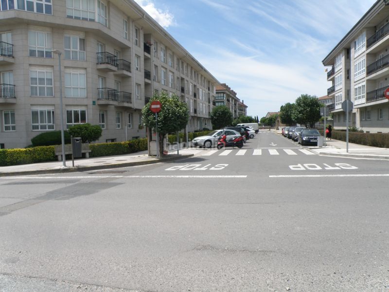 Foto 2ec74816-fedb-4a89-beed-d5f8c0511c36. Duplex con riscaldamento parcheggio in O Milladoiro Ames