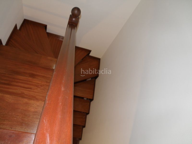Foto 7c91f22b-aea3-4b01-b915-89cd1b470f3c. Duplex con riscaldamento parcheggio in O Milladoiro Ames