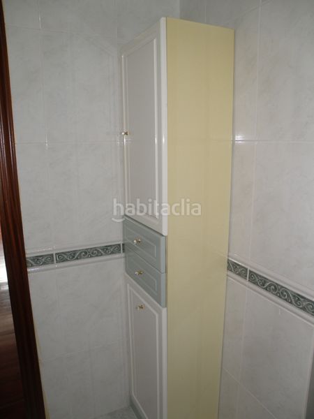 Foto a734d3bb-cb00-49f1-91f0-b76209371e71. Duplex con riscaldamento parcheggio in O Milladoiro Ames