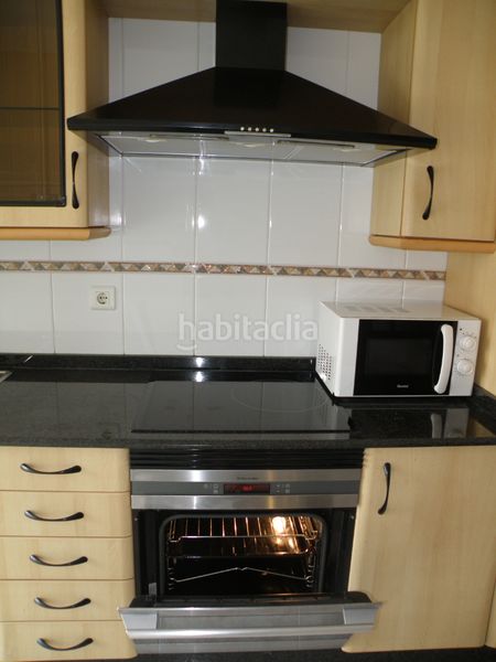 Foto fc8487bd-afd7-4055-a406-b8d2081e4e51. Duplex con riscaldamento parcheggio in O Milladoiro Ames