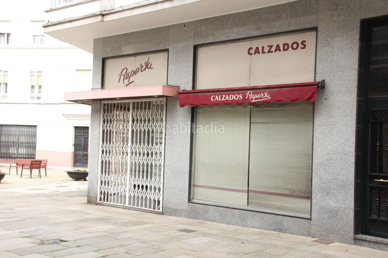 Foto cebc2628-2164-41ef-a83f-06565fab238e. Lloguer local comercial a Padrón