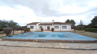 Chalet en Pedanías - Extrarradio. Chalet en venta en urbanización las viñas