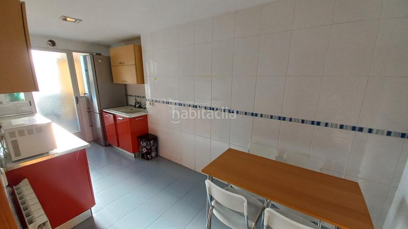 Foto b7ae5f1e-5ada-4dbc-81f9-f7ec0e75206d. Lloguer apartament amb calefacció aparcament a Feria Albacete