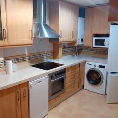 Lloguer Pis a Feria. Se alquila piso amueblado en zona feria