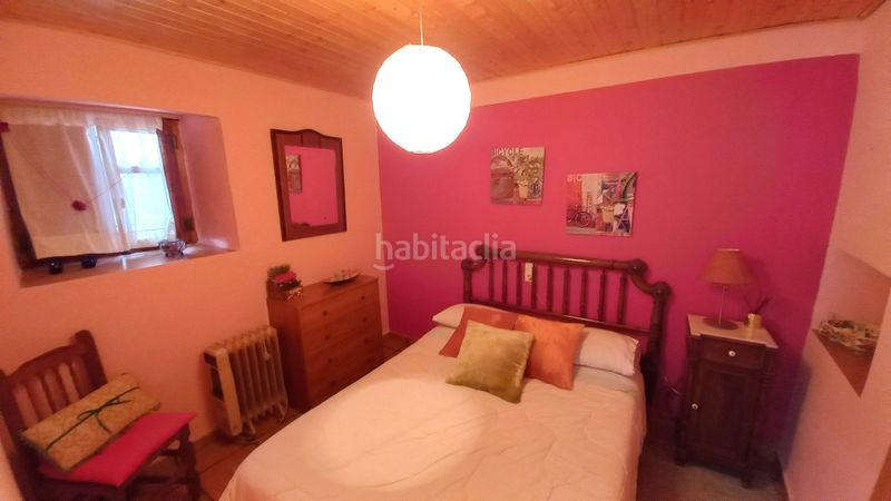 Foto 2ba842cd-3c78-4604-a8fd-45ac3fdc80ed. Casa adossada amb xemeneia a Higueruela