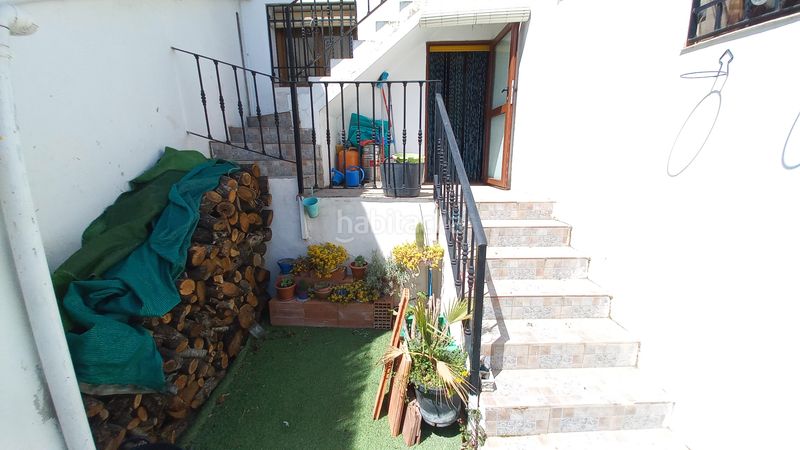 Foto 7e88eb50-d801-49b2-8f71-91313dce8c9b. Casa adossada amb xemeneia a Higueruela