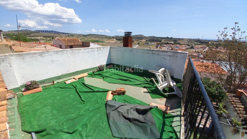 Foto ab371e28-7f5a-47f0-a24c-f84c6b9112e3. Casa adossada amb xemeneia a Higueruela