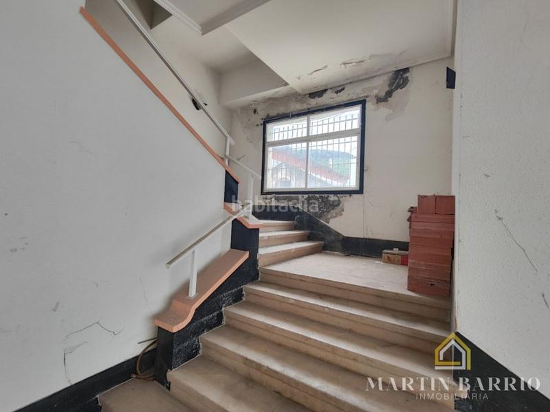 Foto 4335b2e4-fbca-4716-8655-58197ce56634. Nave industrial en Amorebieta - Etxano