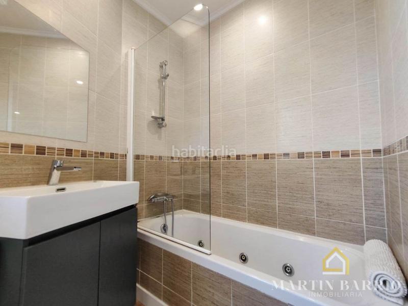 Foto 458acf0e-f493-4761-8194-a6191f17750d. Casa amb calefacció aparcament piscina a Samano Castro - Urdiales