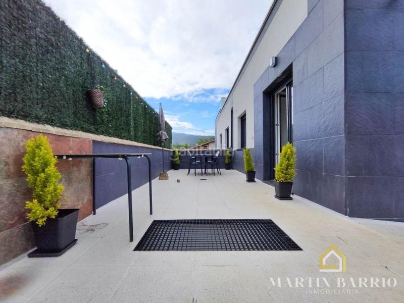 Foto 5416c5de-dedd-403f-92d9-ec7b6c9cb814. Casa amb calefacció aparcament piscina a Samano Castro - Urdiales