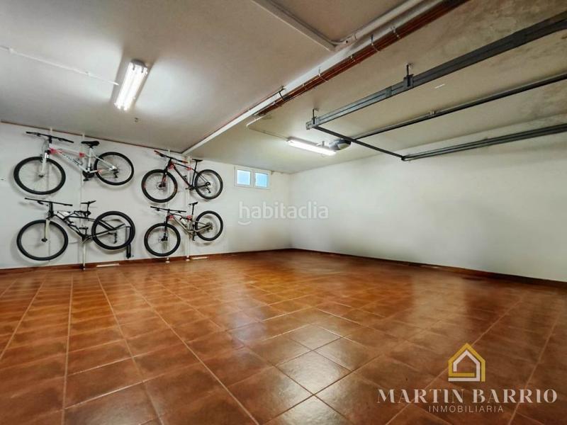 Foto 5846e549-08a5-4bec-9df0-f3bed162a84b. Casa amb calefacció aparcament piscina a Samano Castro - Urdiales