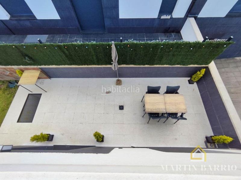 Foto 7554e9a7-00be-4106-948a-fcf2591501eb. Casa amb calefacció aparcament piscina a Samano Castro - Urdiales