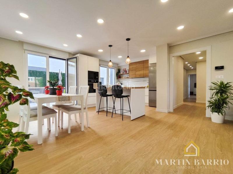 Foto 7998e194-dee3-4b1a-8888-c4c024f60131. Casa amb calefacció aparcament piscina a Samano Castro - Urdiales