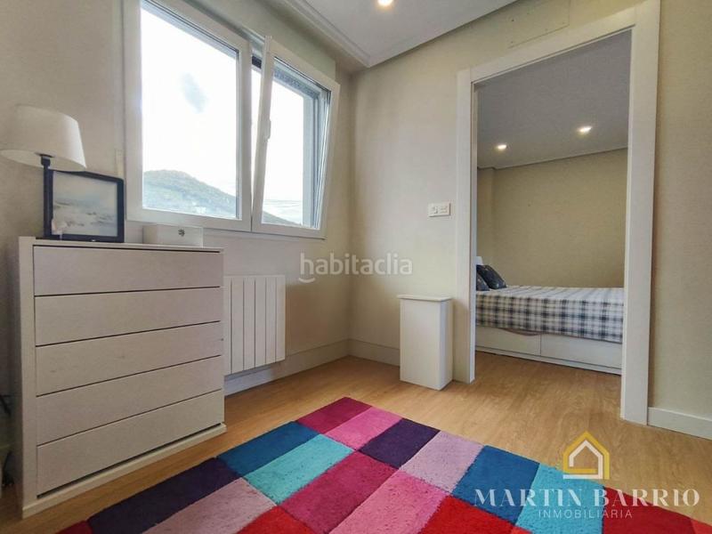 Foto 9d3e6966-009c-483c-971e-376e9f2eb4ad. Casa amb calefacció aparcament piscina a Samano Castro - Urdiales