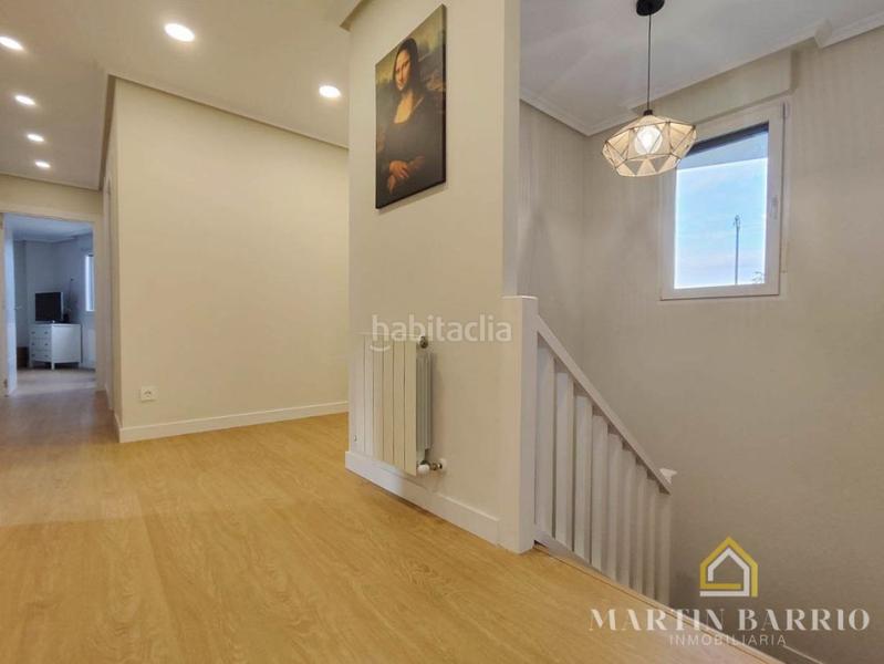 Foto d1725a2f-7588-4d93-8920-b72b79539e16. Casa amb calefacció aparcament piscina a Samano Castro - Urdiales