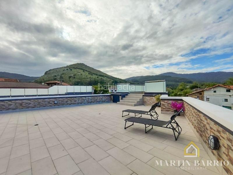 Foto d60d1835-85e5-4cb5-8c6f-91bd6e29eb7d. Casa amb calefacció aparcament piscina a Samano Castro - Urdiales