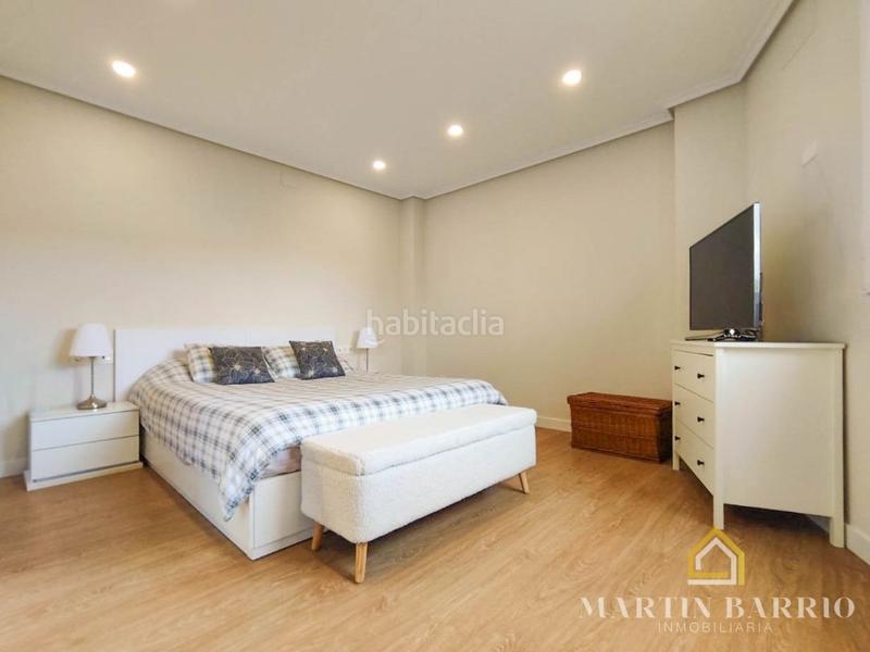 Foto ea165afa-fca6-4a08-b1de-fc8cc96f73c0. Casa amb calefacció aparcament piscina a Samano Castro - Urdiales