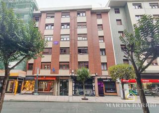 Piso  Calle jenaro oraá kalea. Espectacular piso de 3 habitaciones con ascensor a cota cero y t