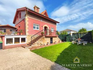 Haus  La cadena auzoa. Preciosa casa unifamiliar con terreno en muskiz