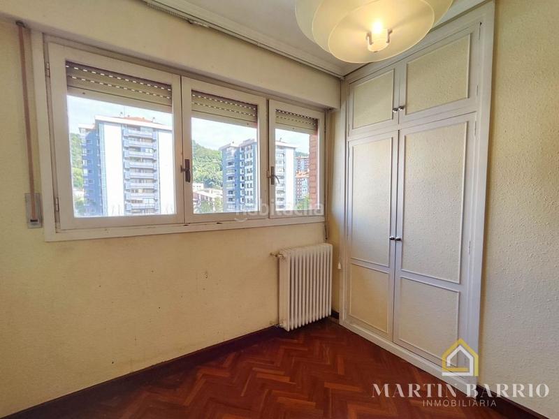 Foto 11439217-ada1-4c17-9a0a-316802720b2a. Pis amb calefacció a Txurdinaga Bilbao