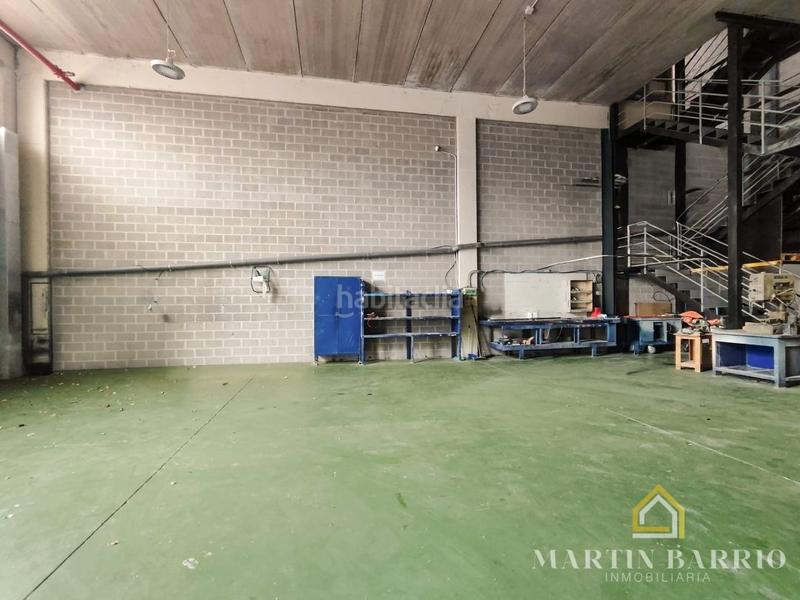 Foto 7bf9ed79-7c3e-4820-803b-59c0715baf00. Location bâtiment à usage industriel dans Muskiz