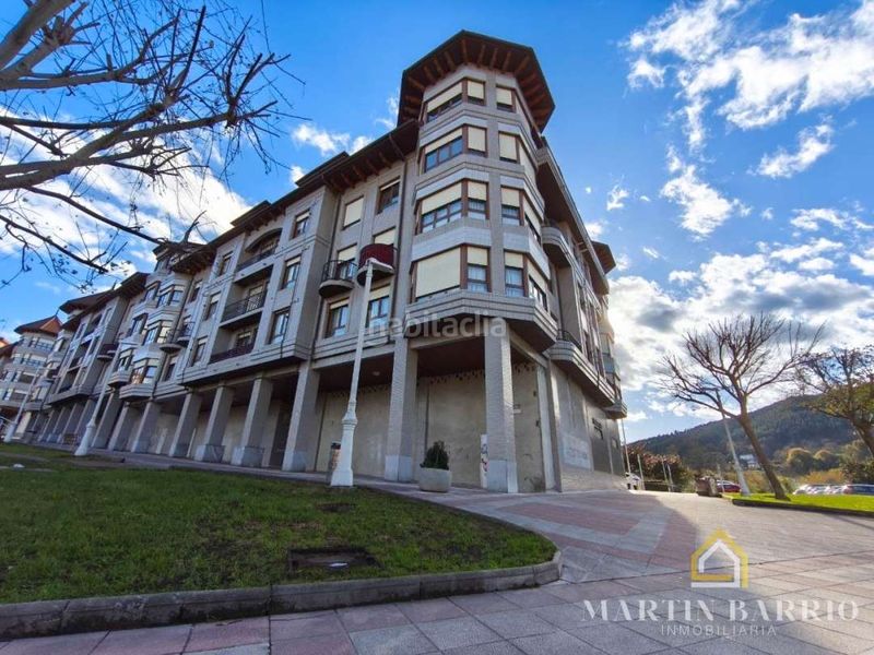 Foto 14be2e71-582c-431d-a0c3-2d1f993bbcca. Rent business premise in Muskiz