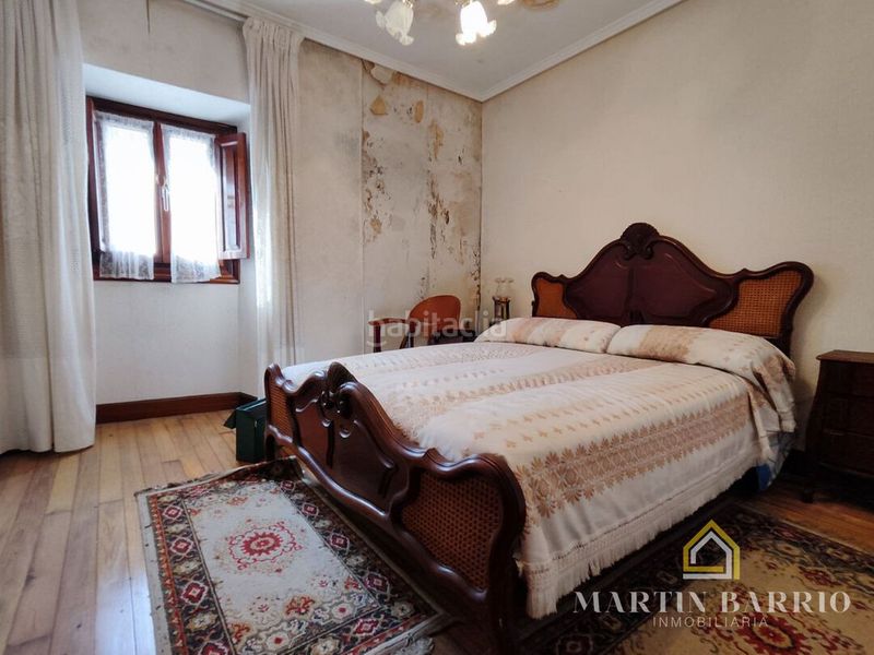 Foto 43666404-61fa-4d8a-9217-9f8afbddc111. Casa amb aparcament a Muskiz