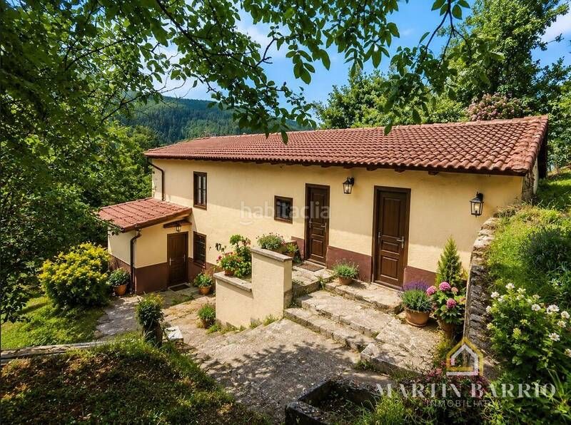 Foto 50f342af-3e3e-414e-9825-212f894c52b4. Casa amb aparcament a Galdames