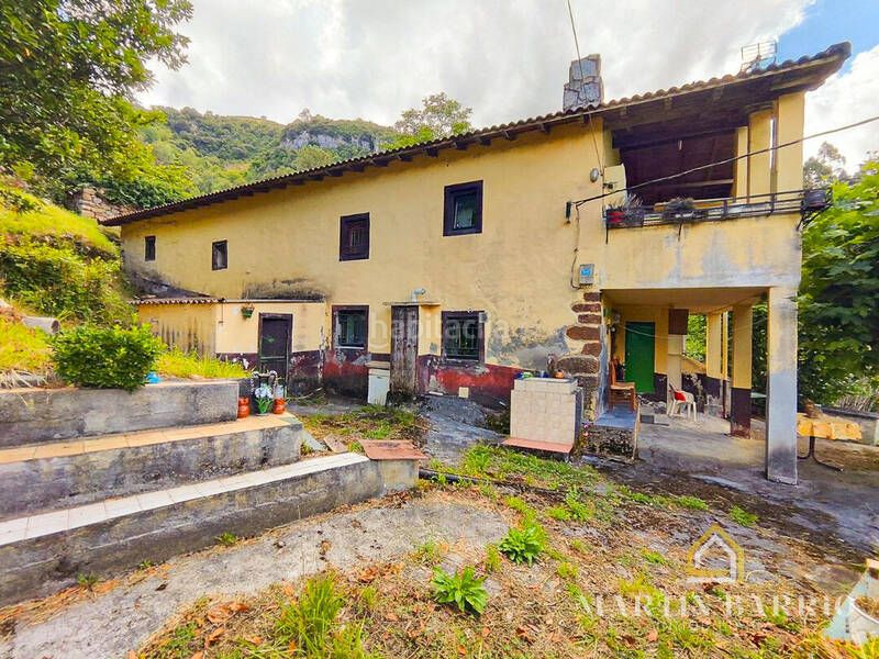 Foto 5e11a0cf-d4dd-4ba7-a434-1127d4730748. Casa amb aparcament a Galdames