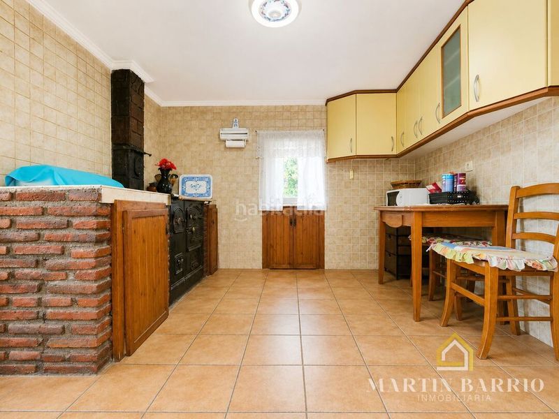Foto 84fabb53-1a1a-435a-b1fb-4693a848e0ec. Casa amb aparcament a Galdames