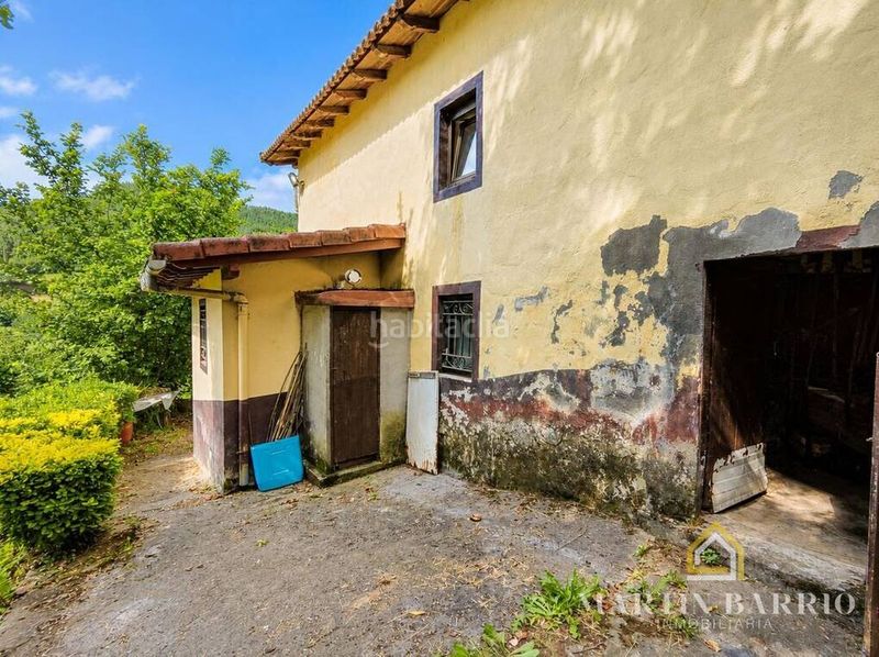 Foto bc384458-d5c0-47e7-8d1c-1262d61b164f. Casa amb aparcament a Galdames