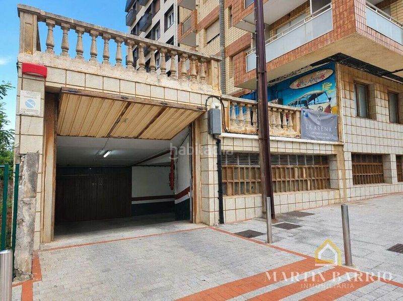 Foto 5ff95965-0534-4255-9ebe-a459cd999dfe. Aparcament cotxe a Zierbena