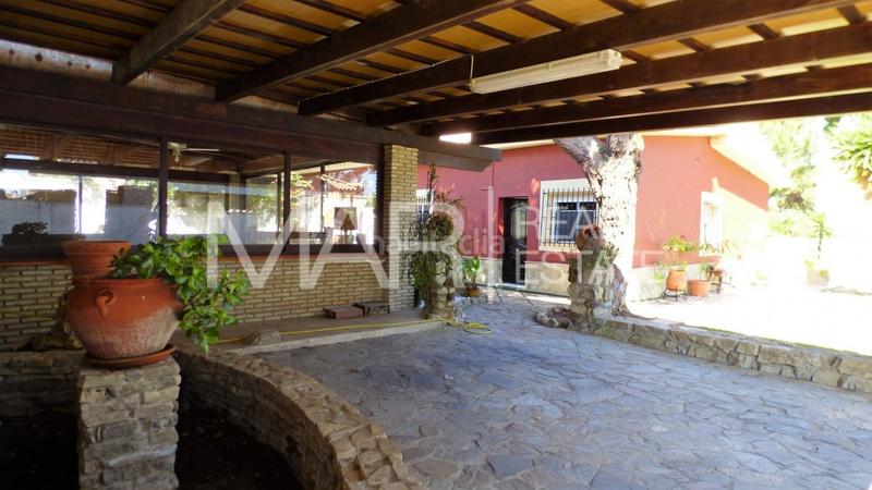 Foto 14754084-4637-441b-a94c-dd9b90664122. Chalet avec parking piscine dans La Barrosa Chiclana de la Frontera