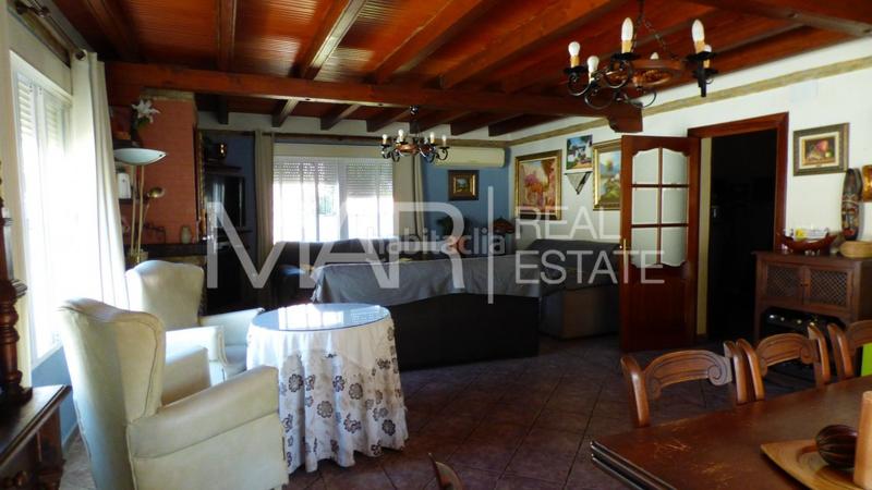 Foto 2236b795-5ac2-481c-aa55-347ff544bf4a. Chalet avec parking piscine dans La Barrosa Chiclana de la Frontera