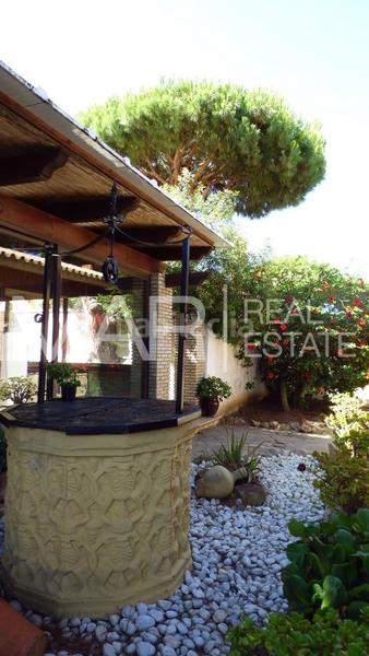 Foto 22caae84-08f3-4f79-9d08-35a09597d9f2. Chalet avec parking piscine dans La Barrosa Chiclana de la Frontera