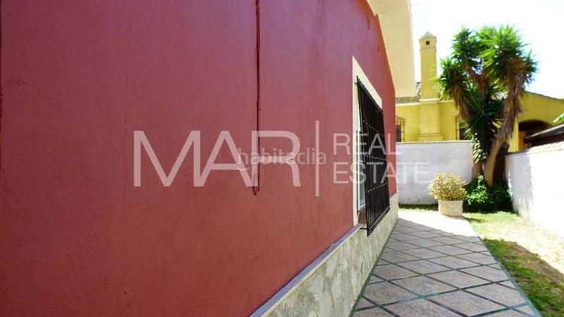 Foto 7af4e8e6-a2a0-4517-82ce-ac7cc55bc41f. Chalet avec parking piscine dans La Barrosa Chiclana de la Frontera