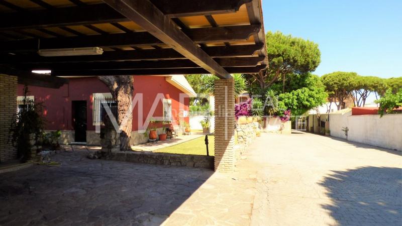 Foto 8903ab26-37cc-430c-85ba-bc1a7cd7d9d1. Chalet avec parking piscine dans La Barrosa Chiclana de la Frontera