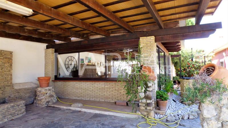 Foto 8a47fdcf-5382-420d-b407-03b70551ab57. Chalet avec parking piscine dans La Barrosa Chiclana de la Frontera