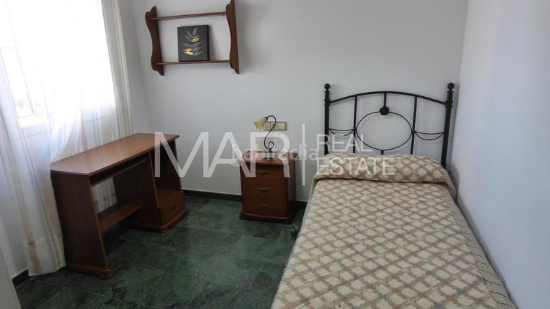 Foto 1e5bc3fa-f64e-49a4-bacf-3d32e1347030. Zweistöckige wohnung mit parking in Núcleo urbano Chiclana de la Frontera