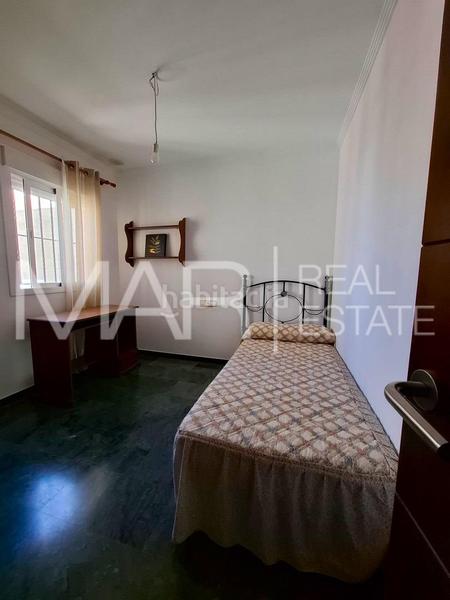 Foto 224ae9af-d847-43cd-85ba-ee606e9626ff. Zweistöckige wohnung mit parking in Núcleo urbano Chiclana de la Frontera