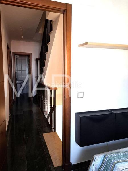 Foto 2efced45-bdb8-4c74-8406-e7250e1e98a0. Zweistöckige wohnung mit parking in Núcleo urbano Chiclana de la Frontera