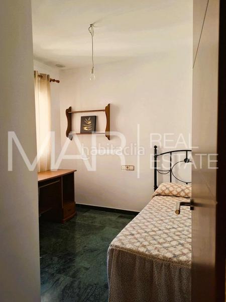 Foto 38597bd0-e5a8-4003-a90a-bd973e877977. Zweistöckige wohnung mit parking in Núcleo urbano Chiclana de la Frontera