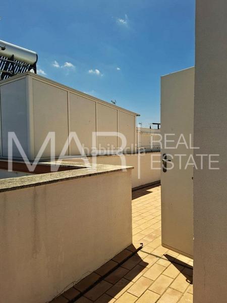 Foto 611f8964-7585-4379-9995-b0b945778cf5. Zweistöckige wohnung mit parking in Núcleo urbano Chiclana de la Frontera