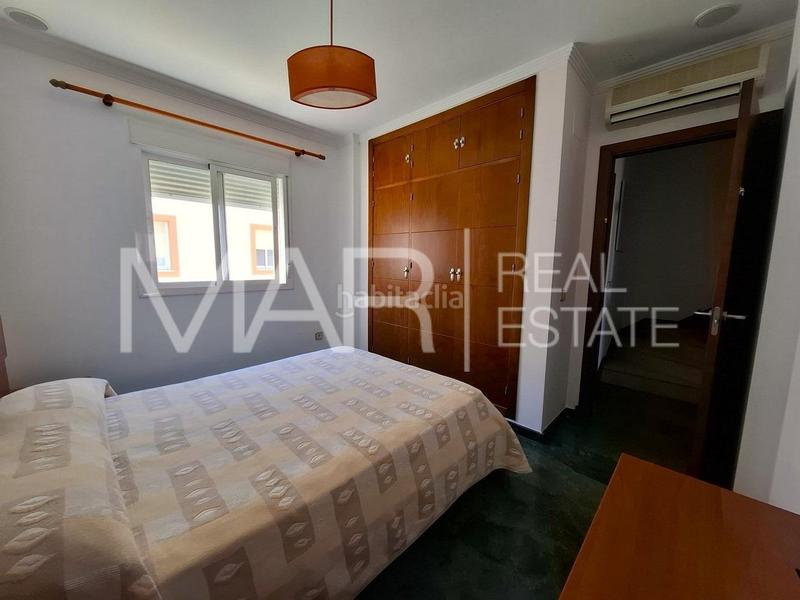 Foto 755587bc-62c0-446a-9390-d517ff1aba44. Zweistöckige wohnung mit parking in Núcleo urbano Chiclana de la Frontera