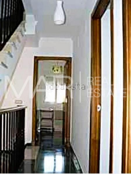 Foto 93594d98-aaab-4adf-a48e-659bd900dbea. Zweistöckige wohnung mit parking in Núcleo urbano Chiclana de la Frontera