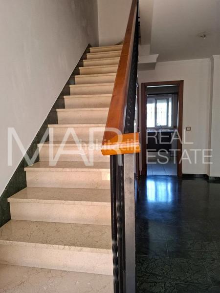 Foto 93631934-0807-4352-bbb1-678a1661a9bf. Zweistöckige wohnung mit parking in Núcleo urbano Chiclana de la Frontera