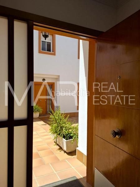 Foto c0c588ea-a25c-4332-b694-f89012f71f41. Zweistöckige wohnung mit parking in Núcleo urbano Chiclana de la Frontera