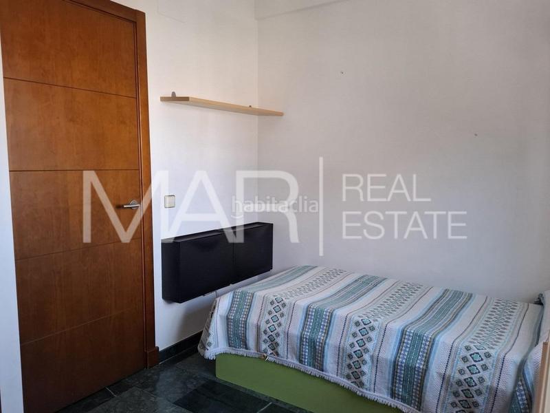 Foto e000a679-ccaf-4eab-a876-a1532b9d531f. Zweistöckige wohnung mit parking in Núcleo urbano Chiclana de la Frontera