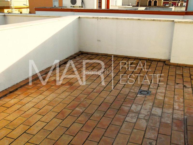 Foto eda46b97-8f52-4237-97c0-a6409d87f1c9. Zweistöckige wohnung mit parking in Núcleo urbano Chiclana de la Frontera